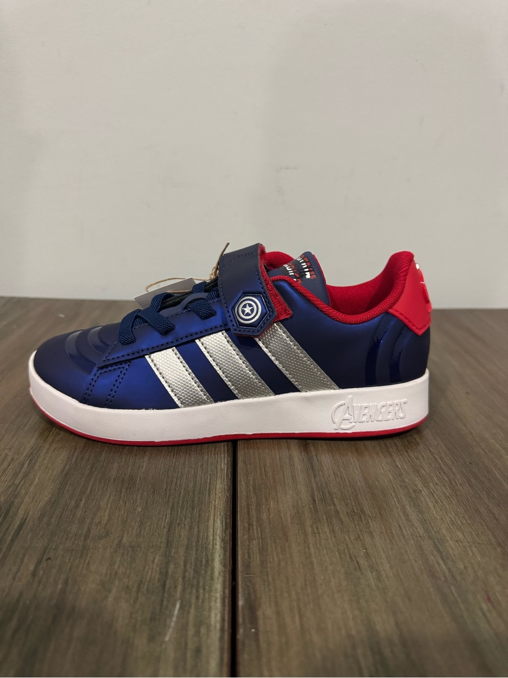 ADIDAS AVENGERS GRAND COURT CAPTAIN AMERICA E KIDS SHOES